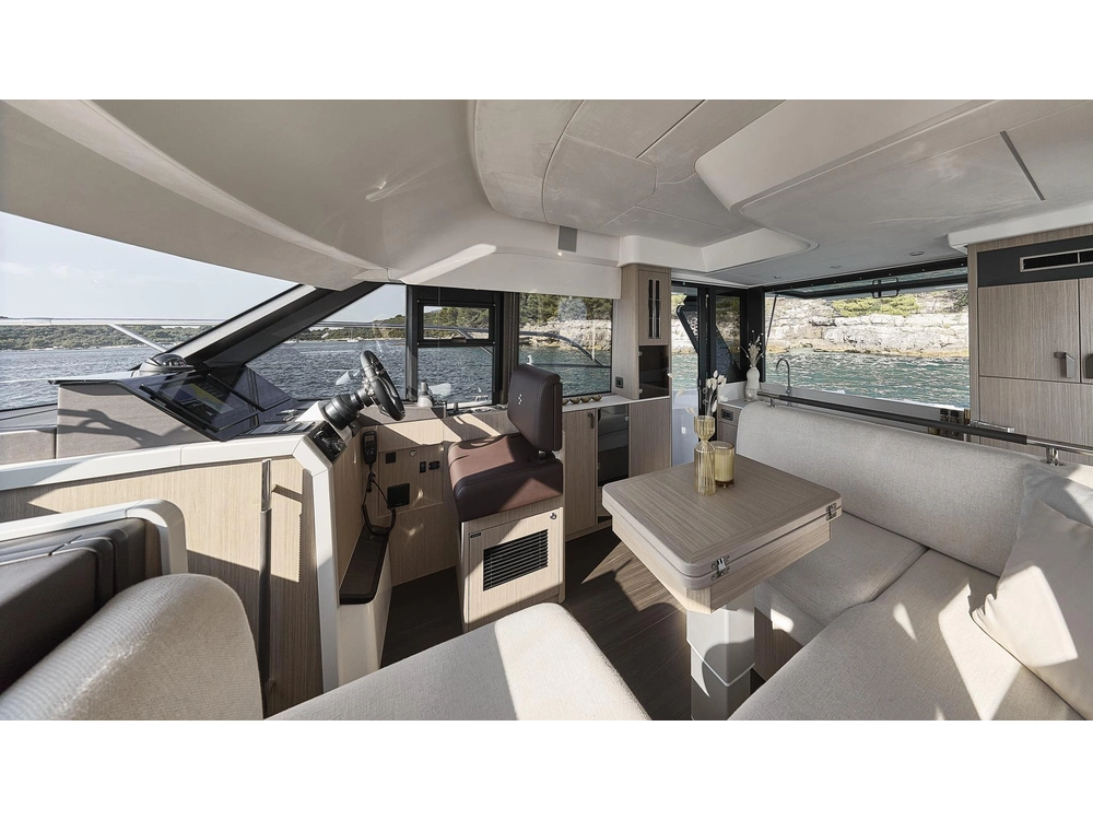 2026 Prestige Yachts F 4.3 alt