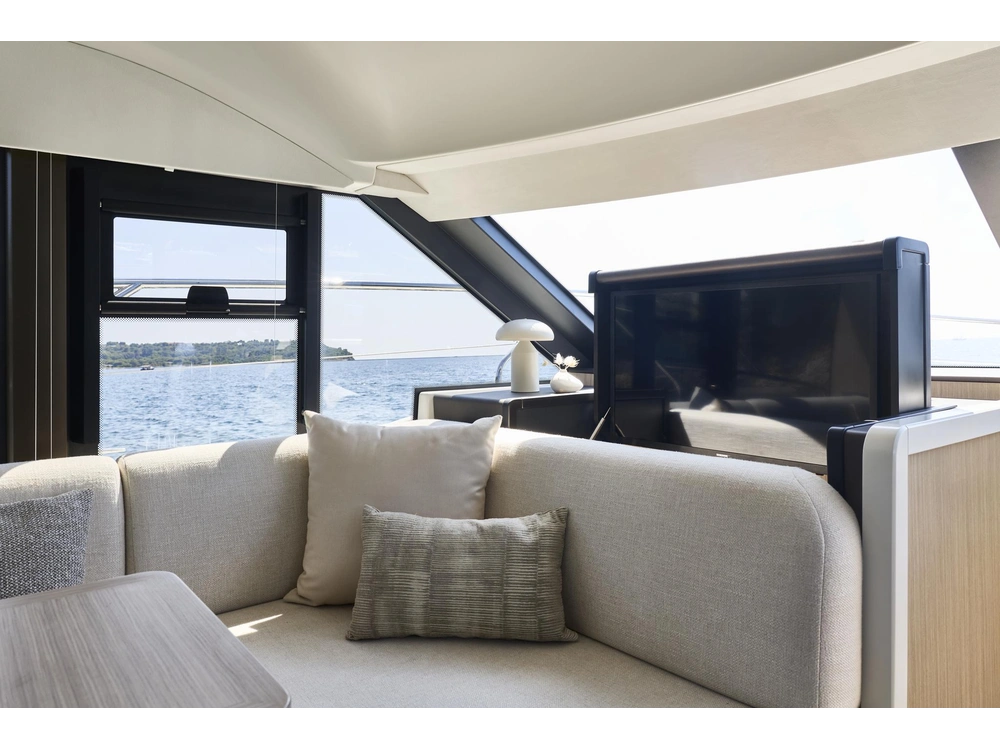 Prestige Yachts F4.3 2026 alt