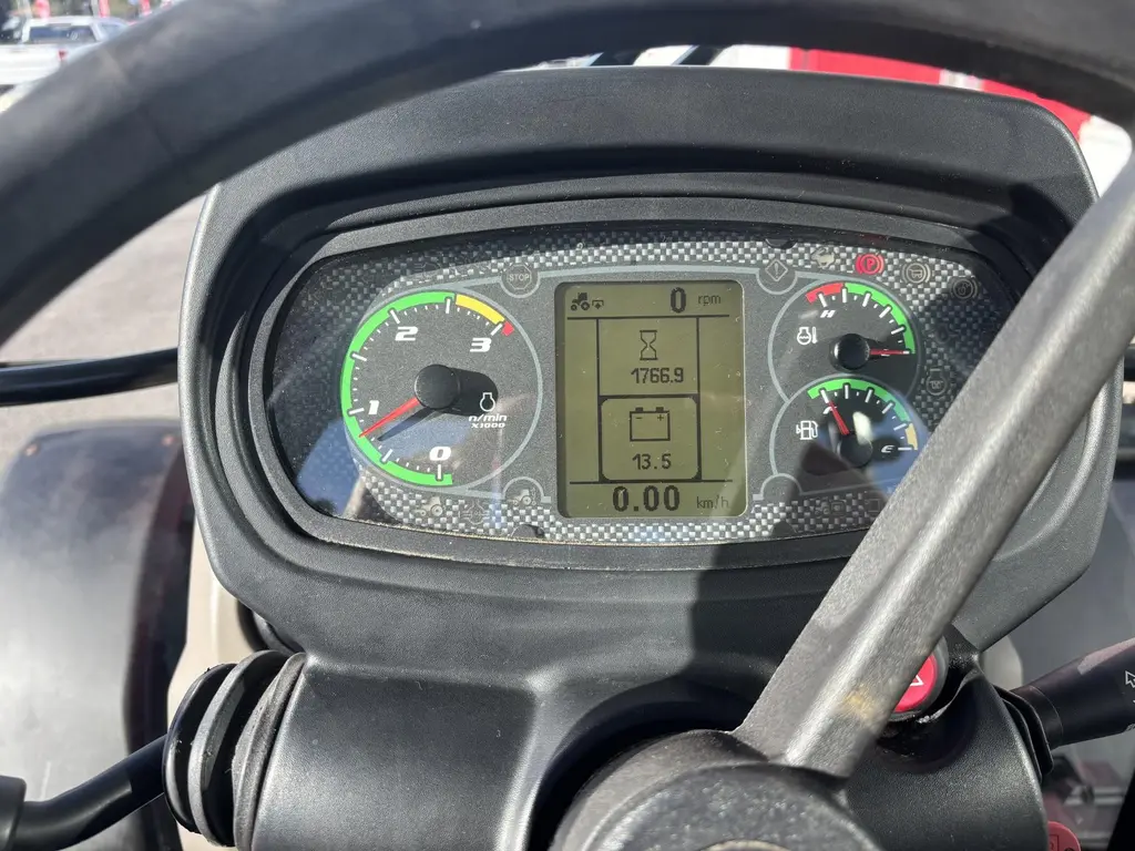 Case IH Farmall 75C 2016