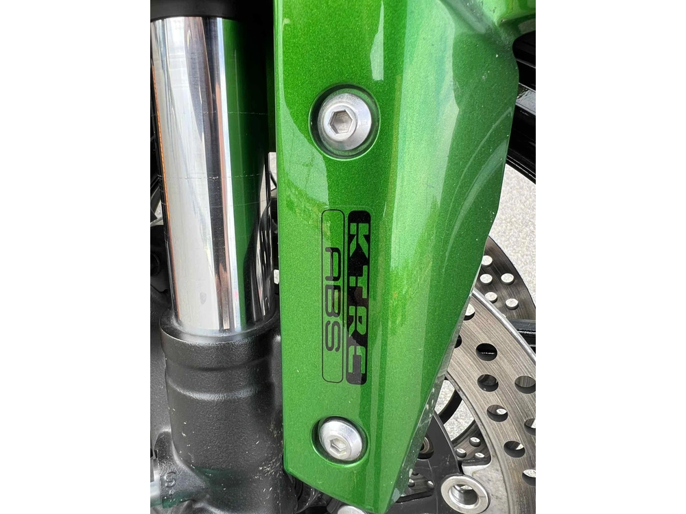 Kawasaki Ninja 1000sx 2022 alt