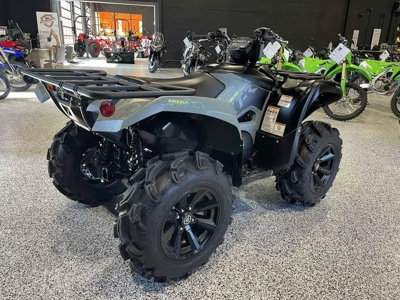 2026 Yamaha GRIZZLY 700 XT-R