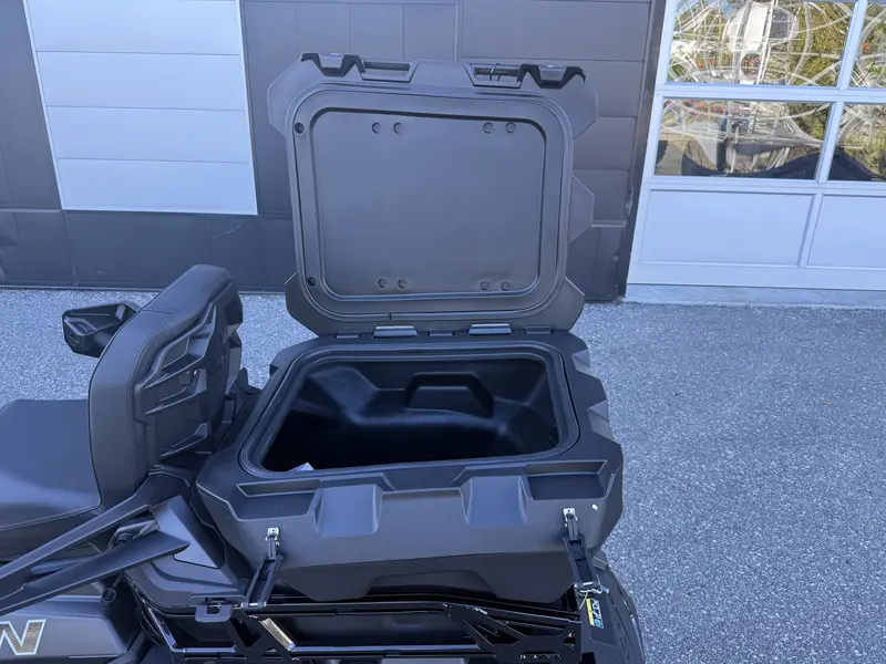 2026 Polaris 850 TITAN ADV ULTMT 1.8