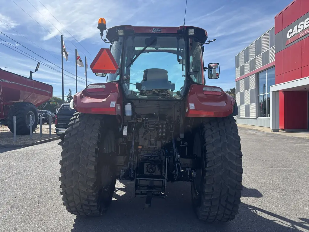 2018 Case IH Farmall 105U