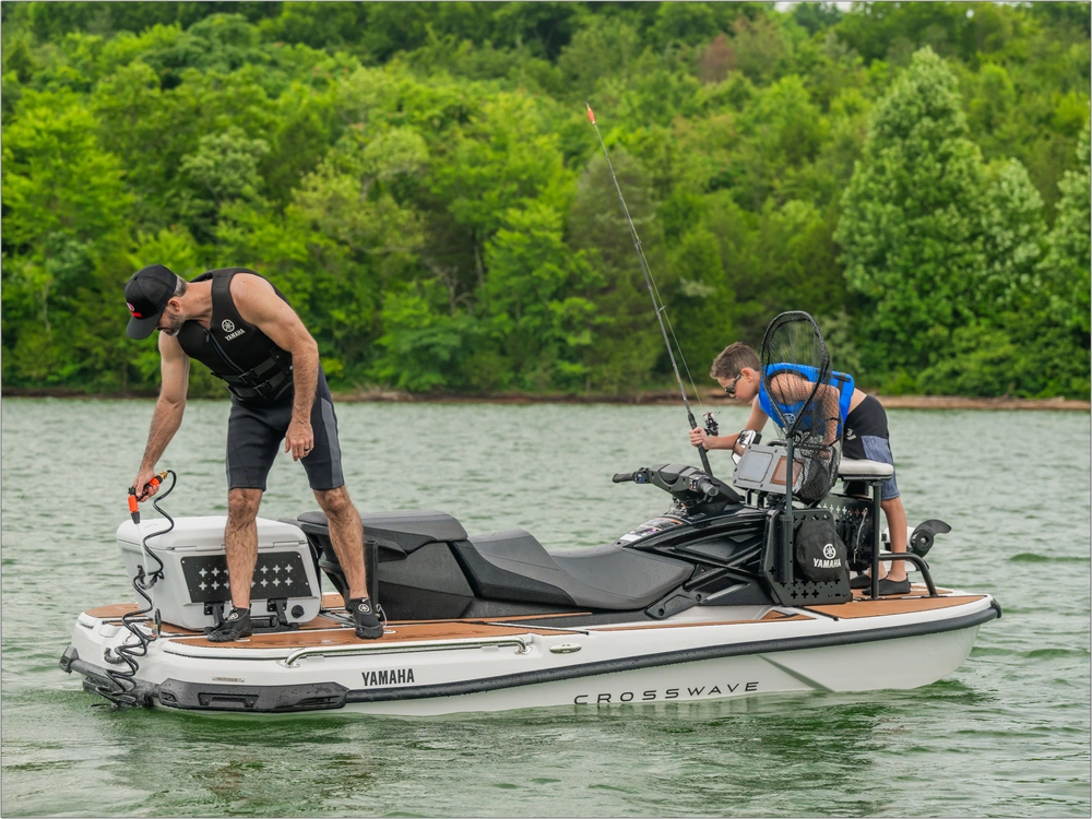 2026 Yamaha Crosswave alt