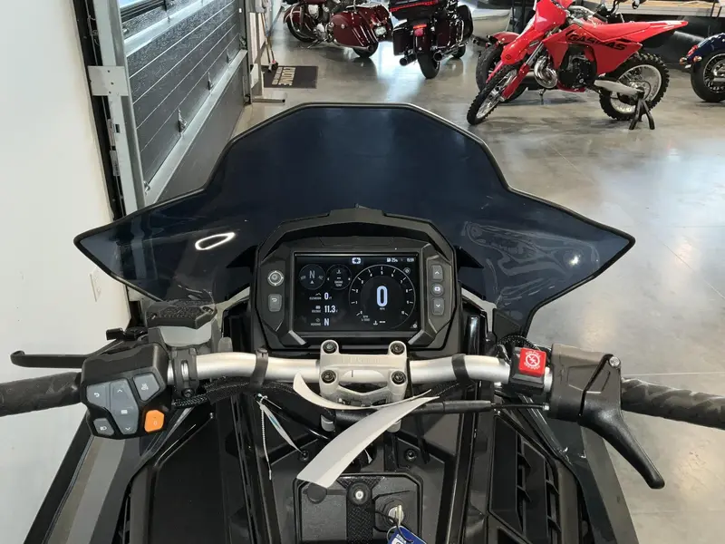 2026 Polaris 850 Indy VR1 137