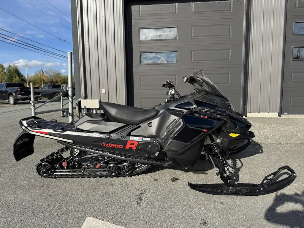 2024 Ski-Doo Renegade X 900 Turbo R