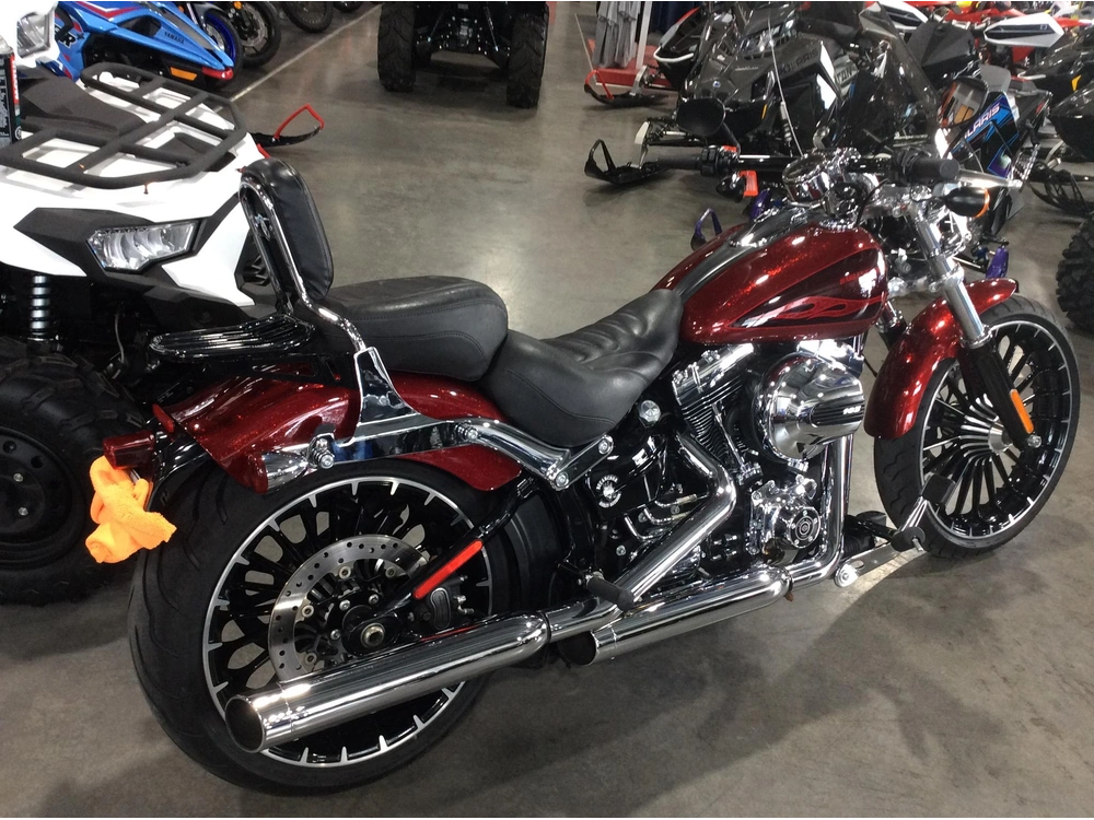 2017 Harley-davidson Breakout 103 Fxsb alt