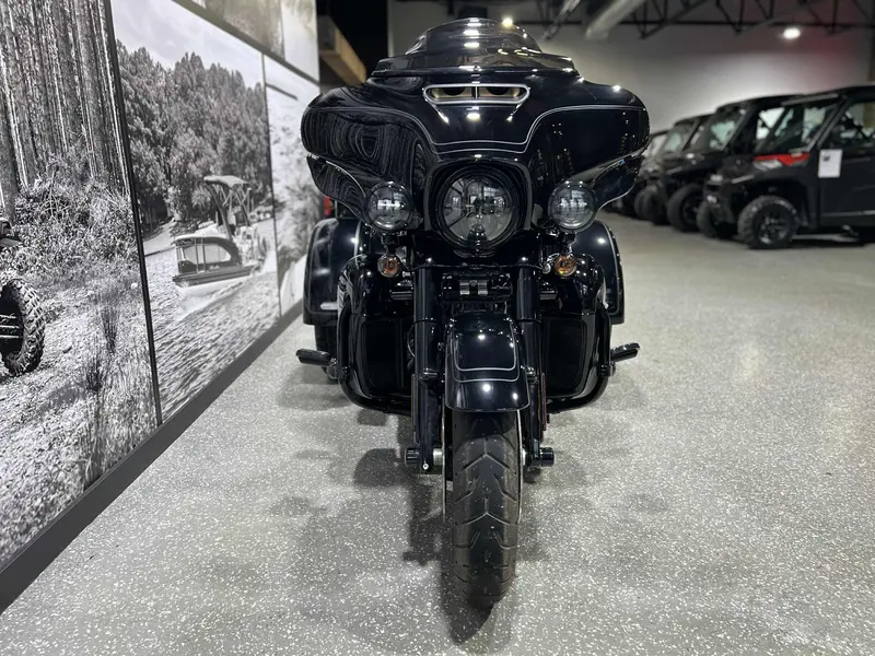 2025 Harley-Davidson TRI GLIDE ULTRA 114 BLACK ON BLACK
