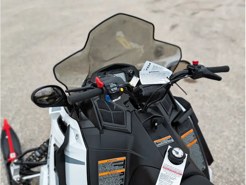 2025 Polaris 550 Voyageur Adventure // White Lightning