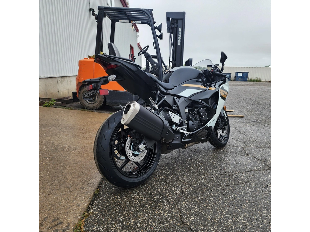 2026 Kawasaki Ninja Zx-6r Abs alt