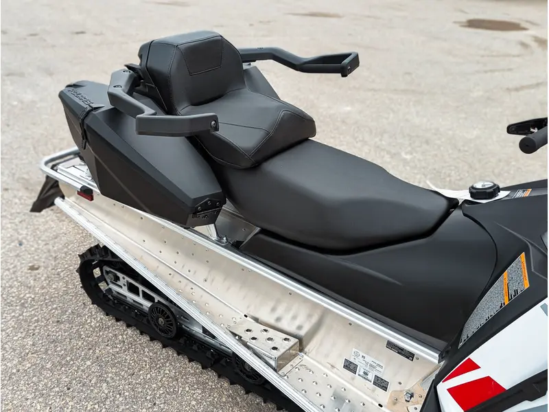 2025 Polaris 550 Voyageur Adventure // White Lightning