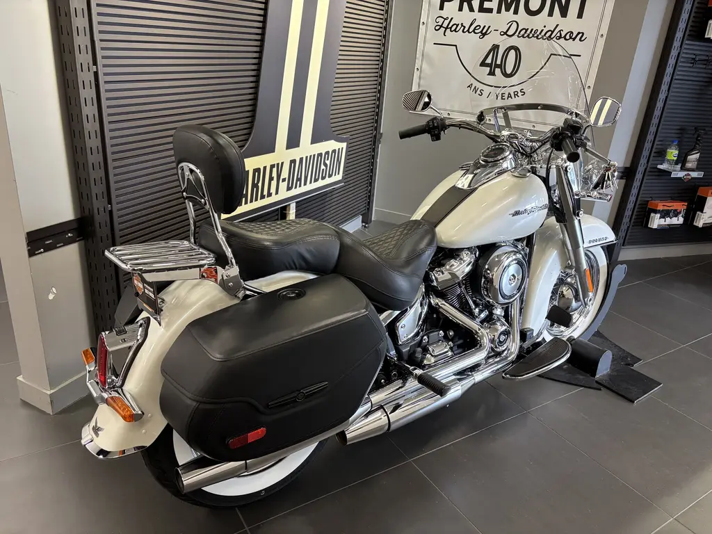 2019 Harley-Davidson FLDE Softail DeluxeFLDE