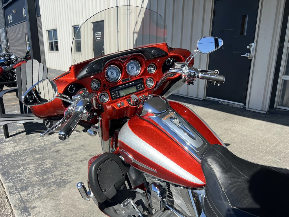 2008 Harley-davidson Flhtcuse - Cvo Ultra Limited alt