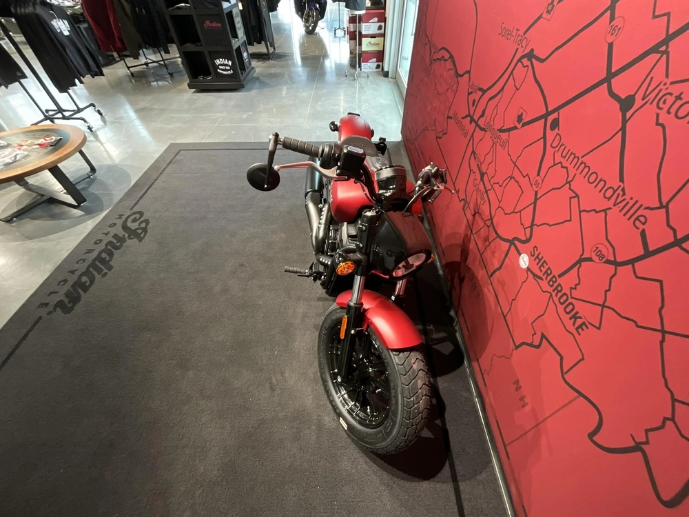 2025 Indian Motorcycle Scout Bobber Limited alt