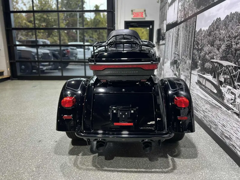 2025 Harley-Davidson TRI GLIDE ULTRA 114 BLACK ON BLACK