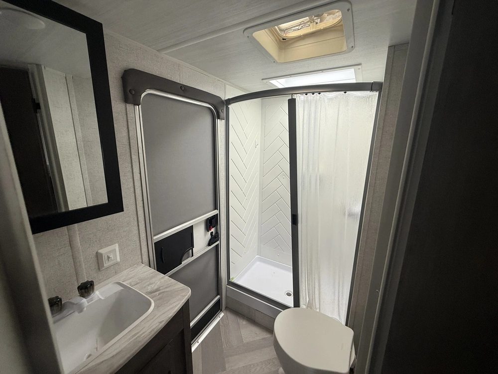 Forest River Wildwood X-lite 263bh 2021 alt