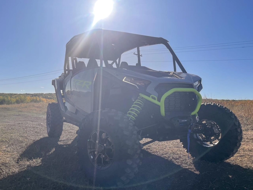 2025 Polaris Rzr Xp 4 1000 Ultimate alt