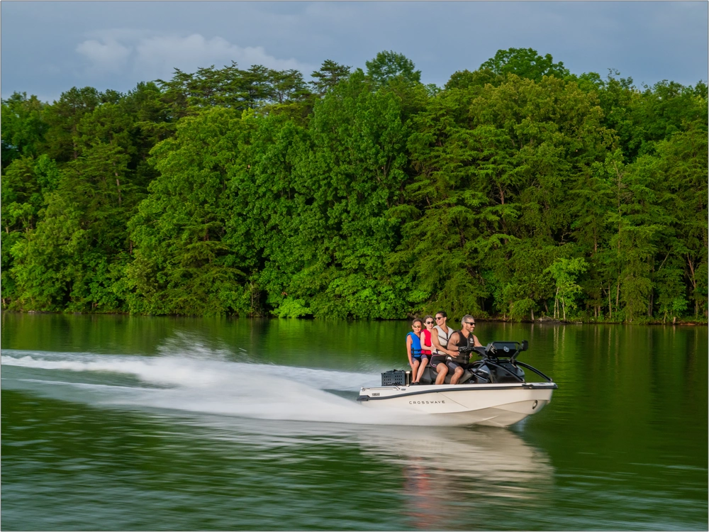 2026 Yamaha Crosswave alt