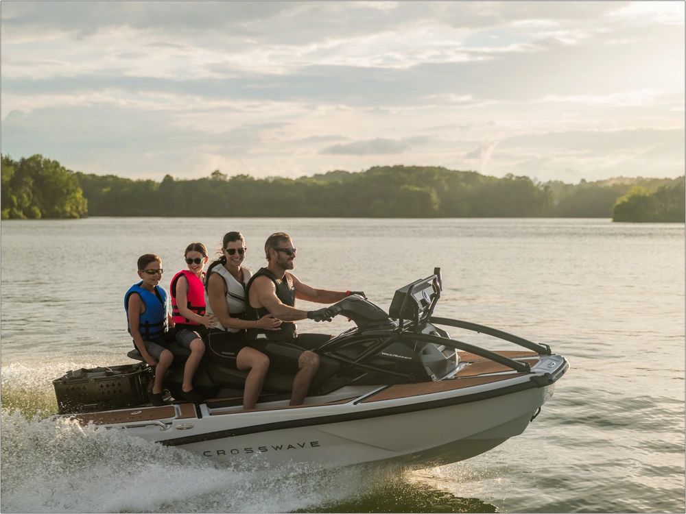 2026 Yamaha Crosswave alt