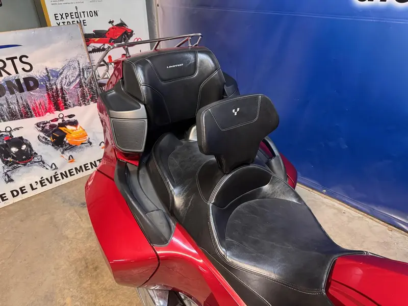 2015 Can-Am RT LIMITED SE6