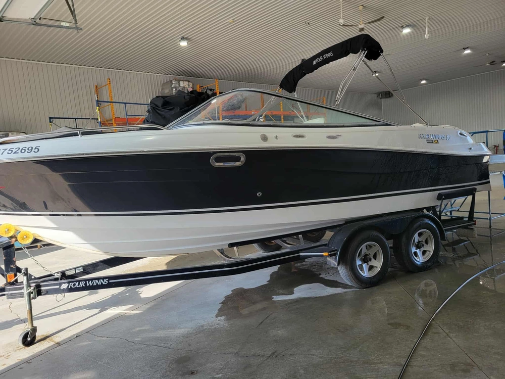 2003 Fourwinns Fourwinns 240 alt