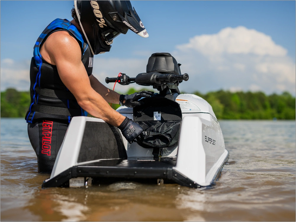 2026 Yamaha Superjet alt