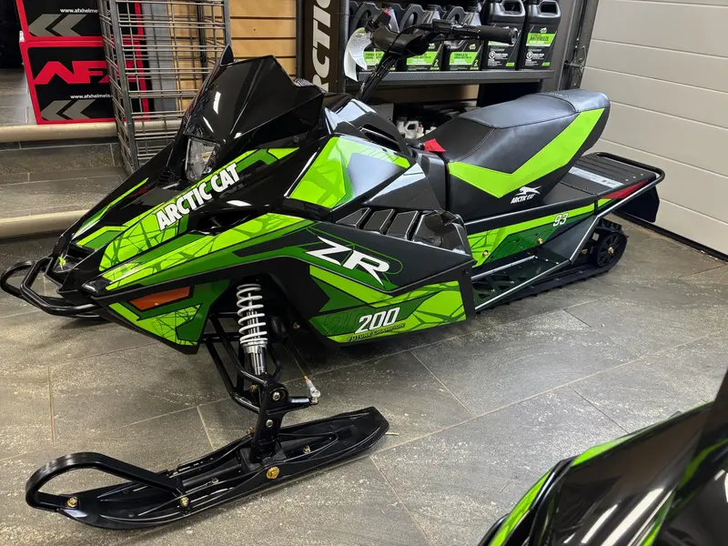 2026 Arctic Cat ZR 200 ES