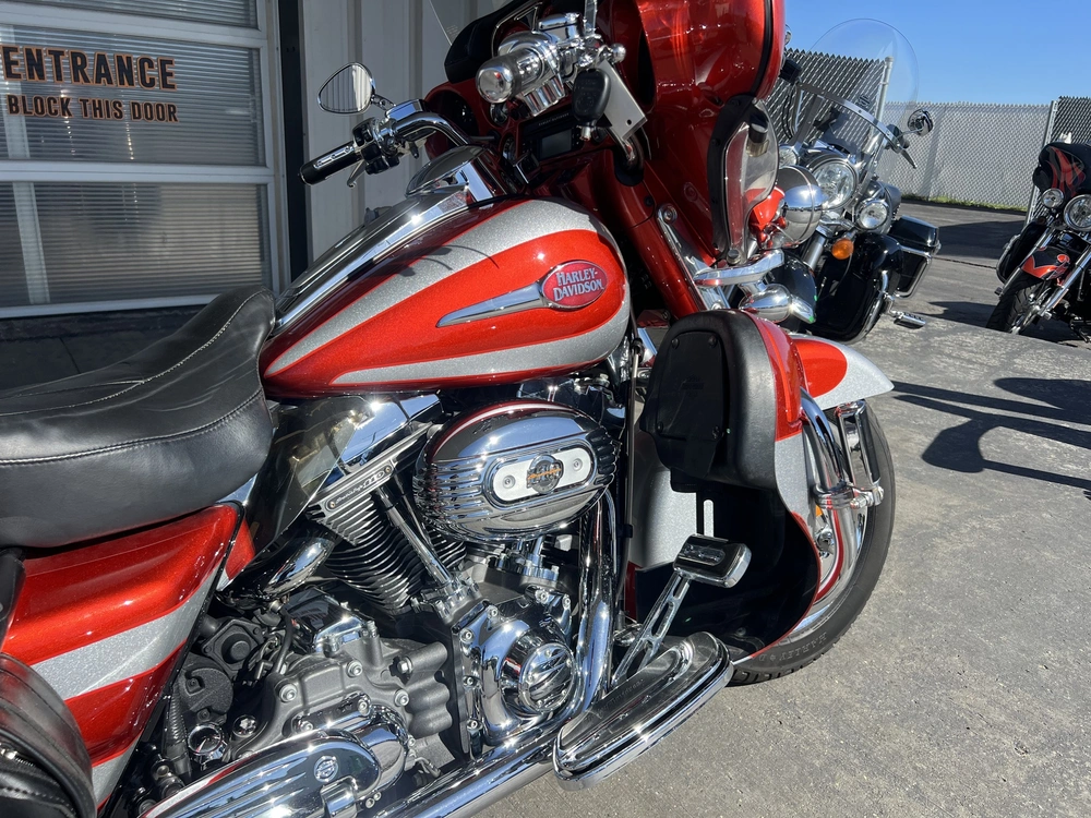 2008 Harley-davidson Flhtcuse - Cvo Ultra Limited alt