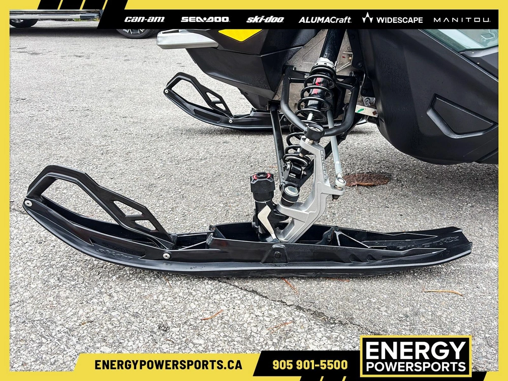 2024 Ski-doo Grand Touring Le Luxury 900 Ace alt