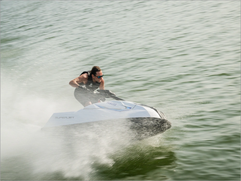 2026 Yamaha Superjet alt