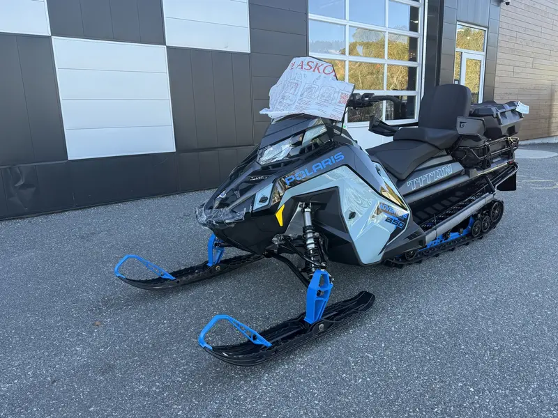 2026 Polaris 850 TITAN ADV ULTMT 1.8