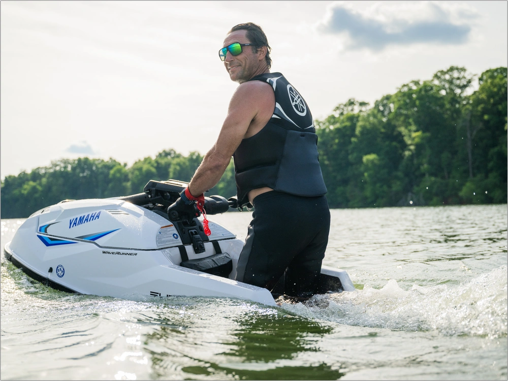 2026 Yamaha Superjet alt