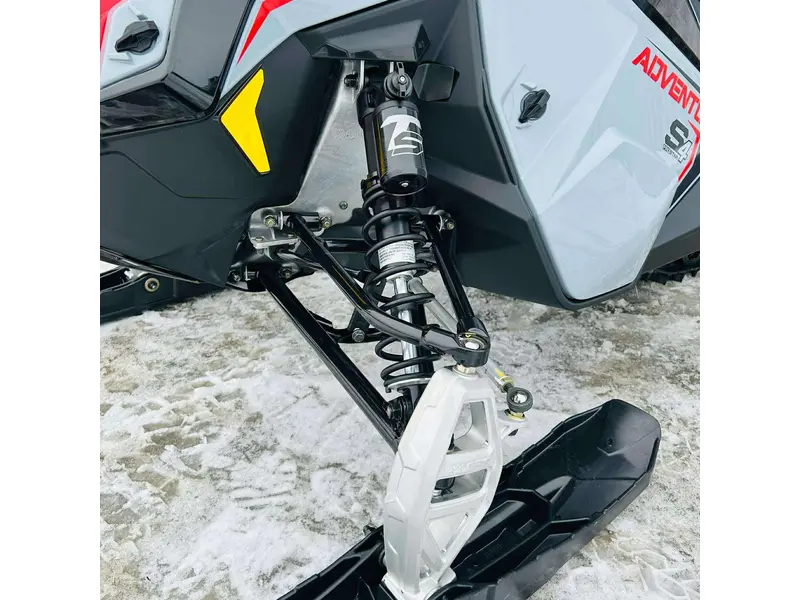 2025 Polaris PROSTAR S4 INDY ADVENTURE 137 S25TDE9FS