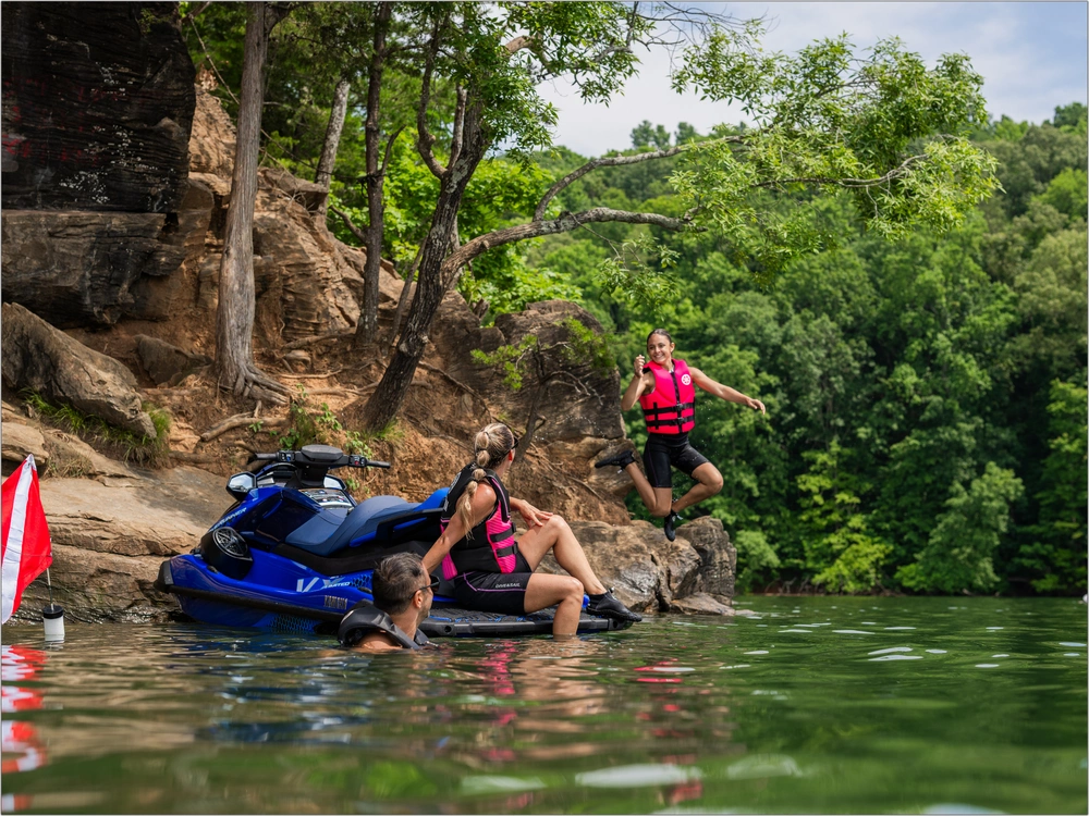 2026 Yamaha Vx Limited alt