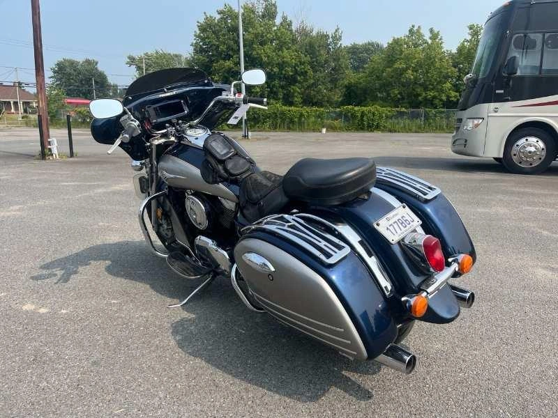 Kawasaki Vulcan 1600 Nomad 2005 alt