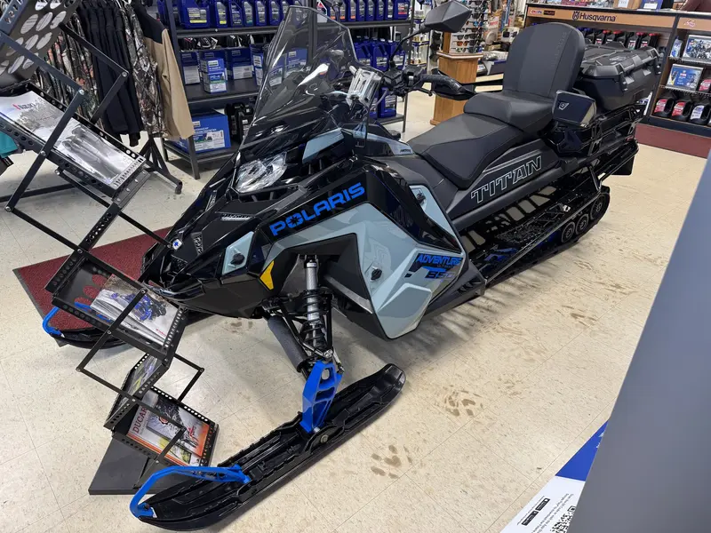 2026 Polaris 850 TITAN ADVENTURE ULTIMATE 155 X 1.8