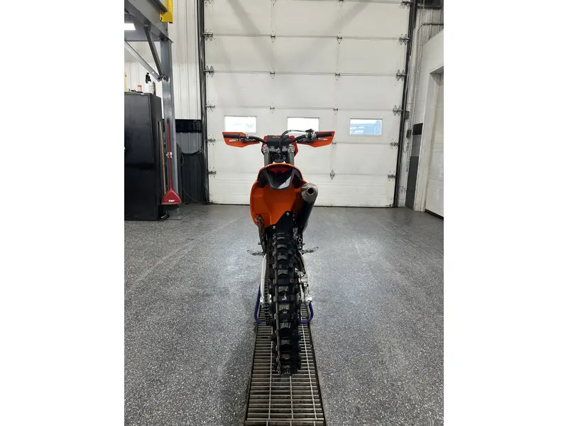 2026 KTM 300 XC-W thumbnail 3