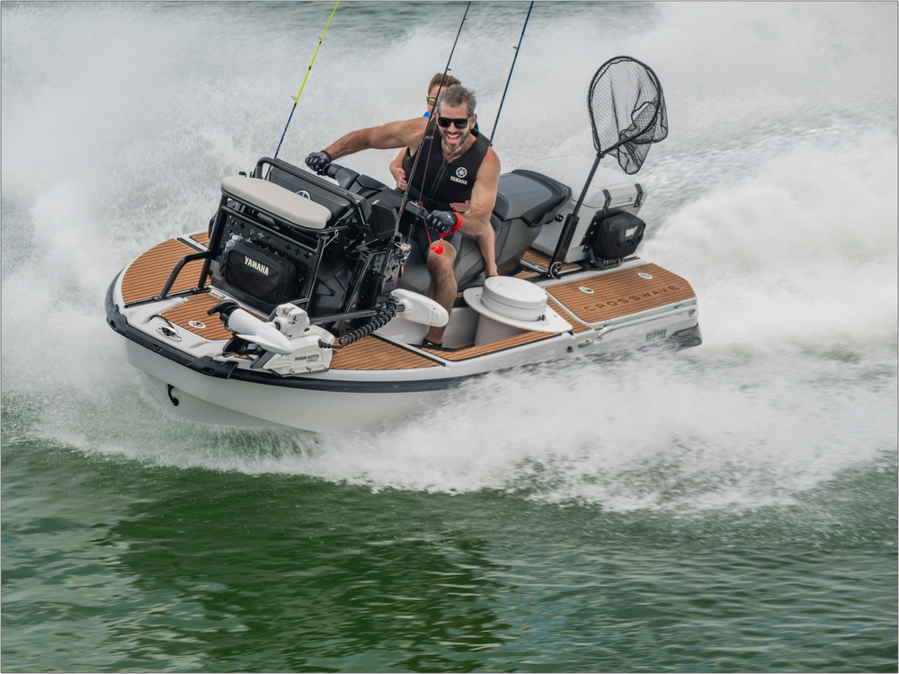 2026 Yamaha Crosswave alt