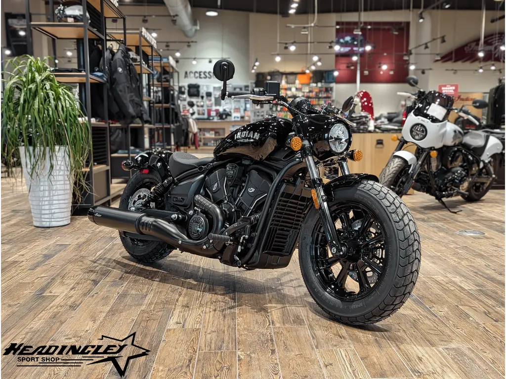 2025 Indian Motorcycle Scout Bobber Limited // Black Metallic