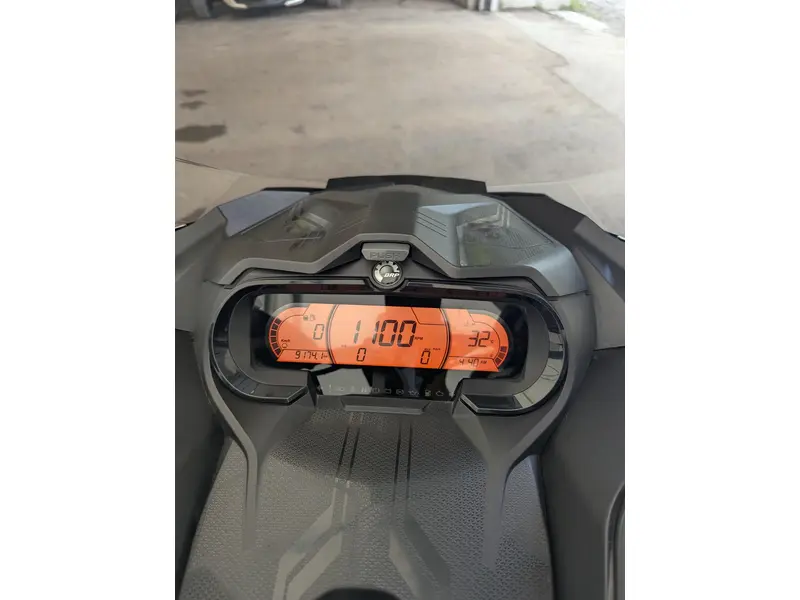 2020 Ski-Doo MXZ XRS 850 129 9174 KM