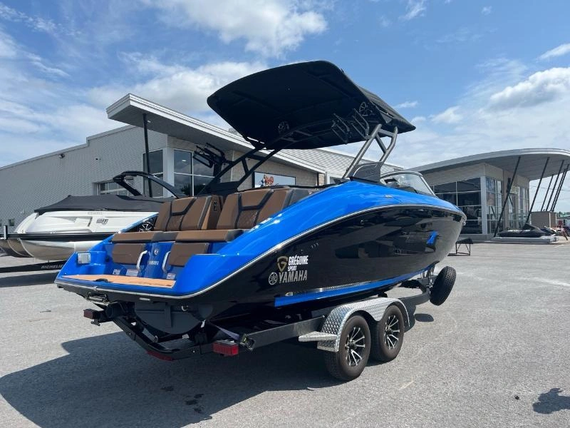 Yamaha 255xd 2024 alt