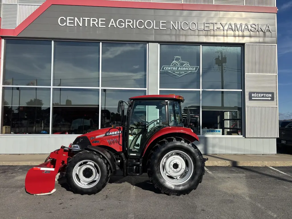 2016 Case IH Farmall 75C