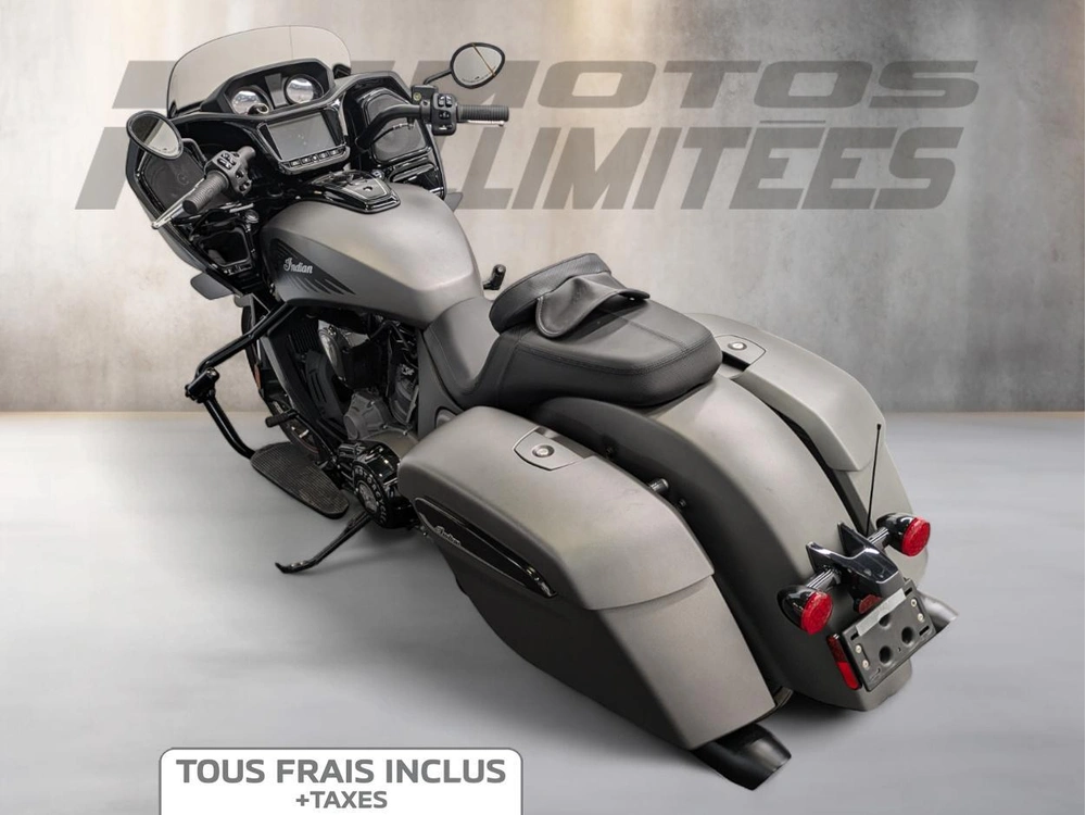 2023 Indian Motorcycles Challenger Dark Horse alt