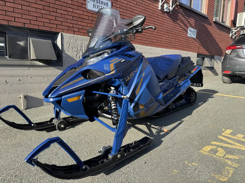 2022 Yamaha Sidewinder L-TX GT EPS