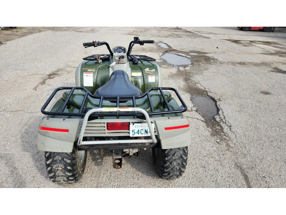2002 Can-am Quest 650 alt