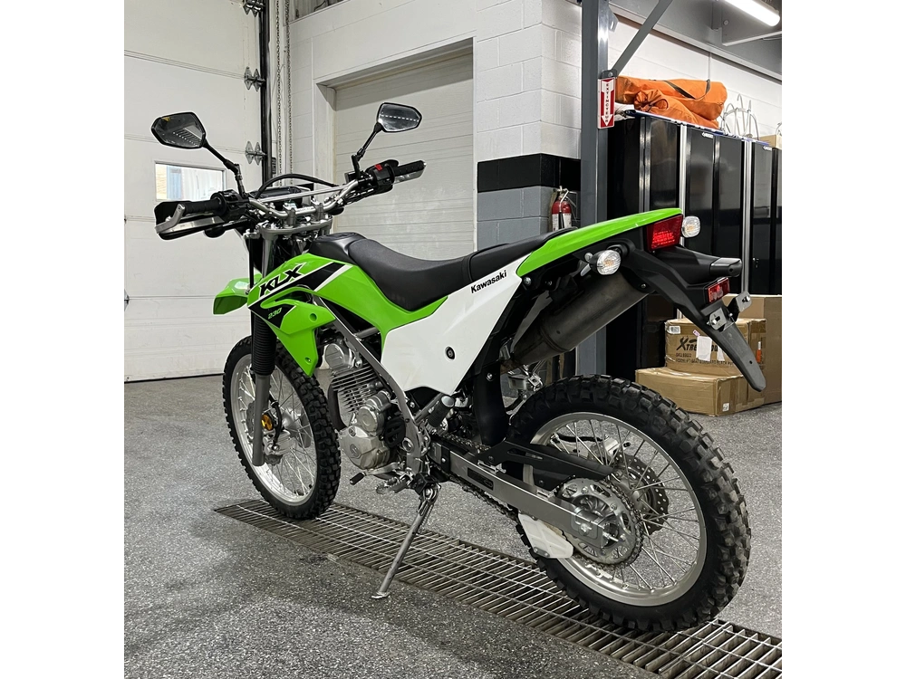 Kawasaki Klx230 2023 alt