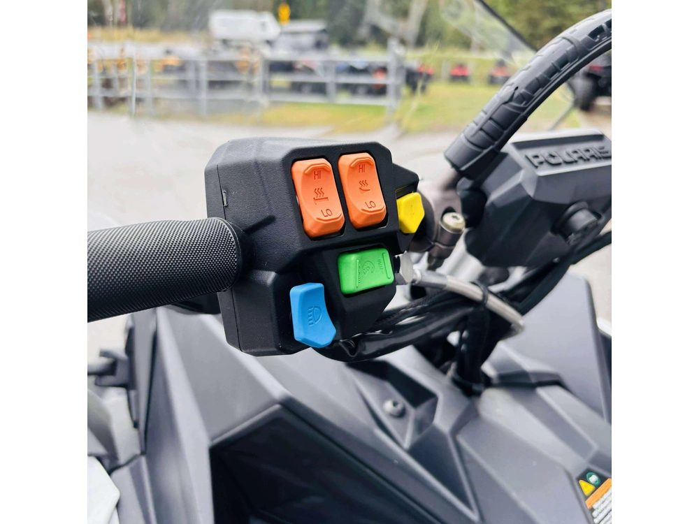 Polaris Titan Adventure 800 155 S23fje8ps 2023 alt