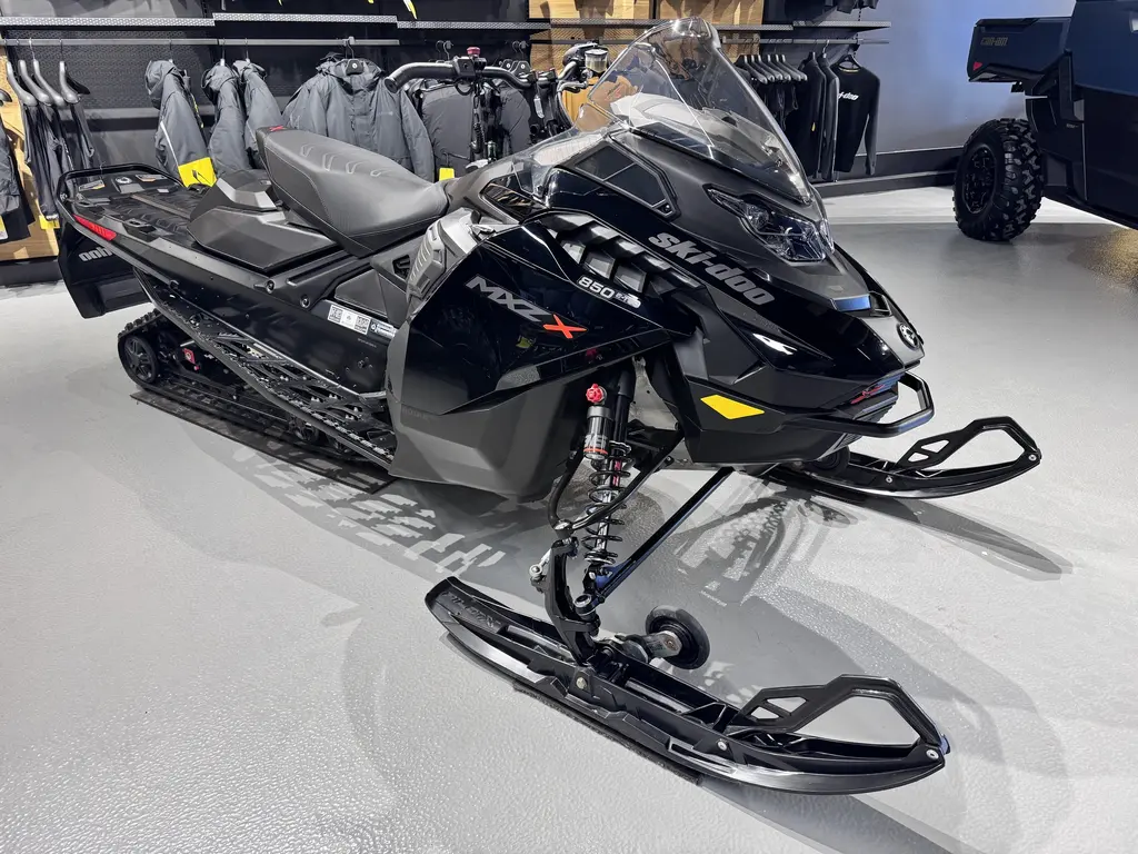 2024 Ski-Doo MXZ X 137 850 TOUCH RIP