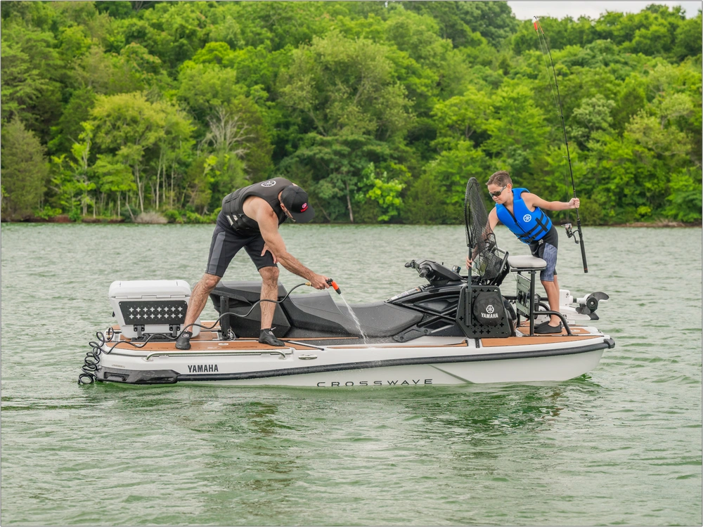 2026 Yamaha Crosswave alt