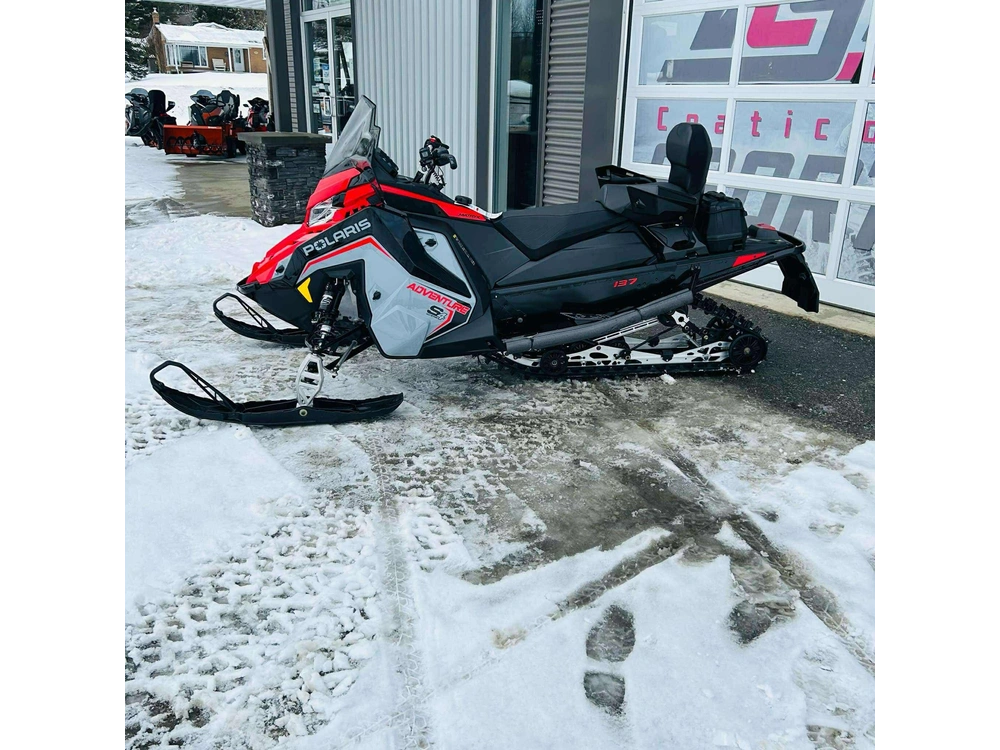 Polaris Prostar S4 Indy Adventure 137 S25tde9fs 2025 alt